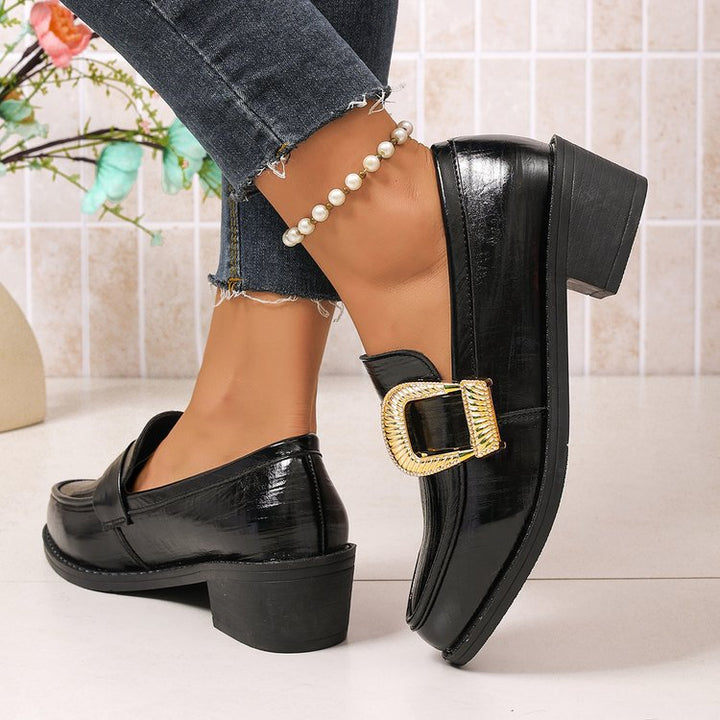 Damen Elegante Mokassins mit Goldschnalle Echo Archiv
