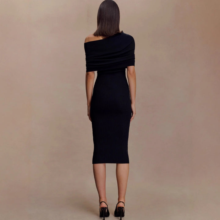 Damen elegantes Strickkleid mit off-shoulder Design Echo Archiv
