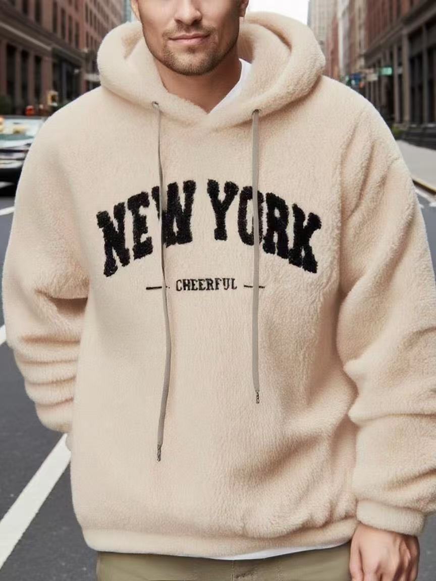 Herren nan kuscheliger Fleece-Hoodie mit Relief-Logo, Kordelzug und Kängurutasche Echo Archiv