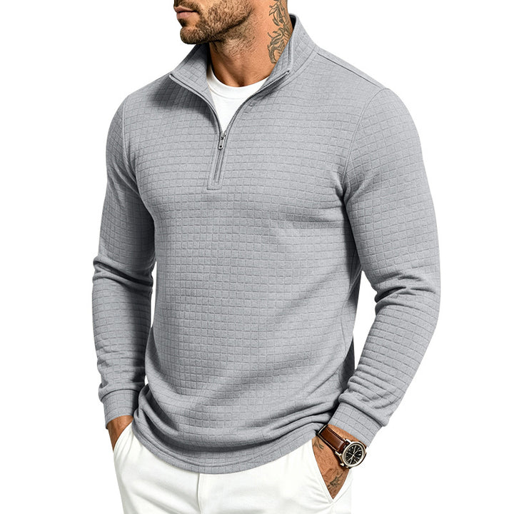 Herren Slim-Fit Pullover mit halbem Reißverschluss und geprägter Quadratstruktur Echoarchiv