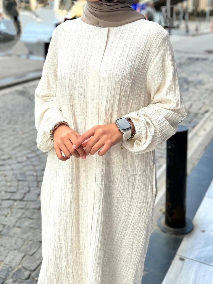 Damen Langes Crinkle-Kaftankleid mit Ballonärmeln und Stehkragenoptik Echoarchiv