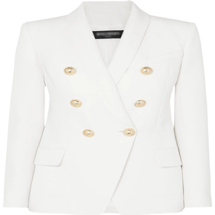 Damen Taillierter Zweireihiger Blazer im Smoking-Tailoring mit Schalkragen und goldenen Zierrundknöpfen Echoarchiv