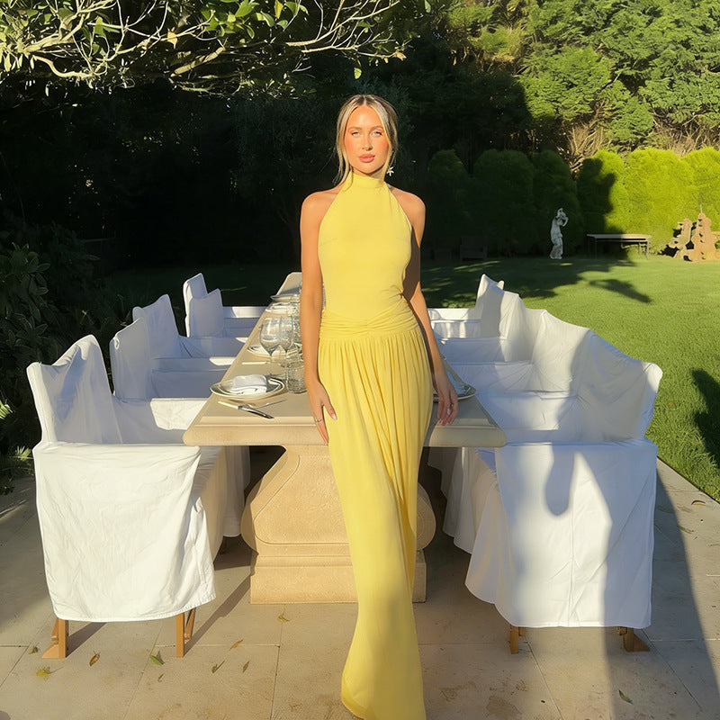 Damen elegantes Maxikleid mit raffiniertem Halterdesign und fließendem Rock Echo Archiv