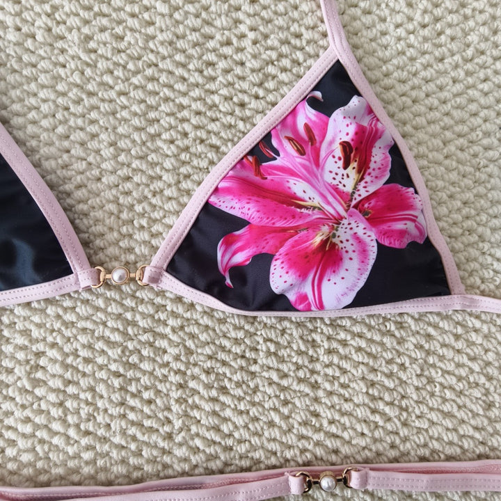 Damen Triangel-Bikini mit floralen Akzenten und verstellbaren Bändern Echo Archiv