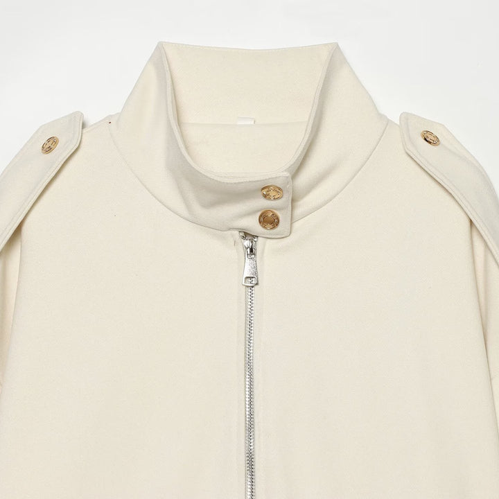 Damen Cropped Utility-Jacke mit hochgeschlossenem Kragen, Schulterklappen und aufgesetzten Pattentaschen Echoarchiv