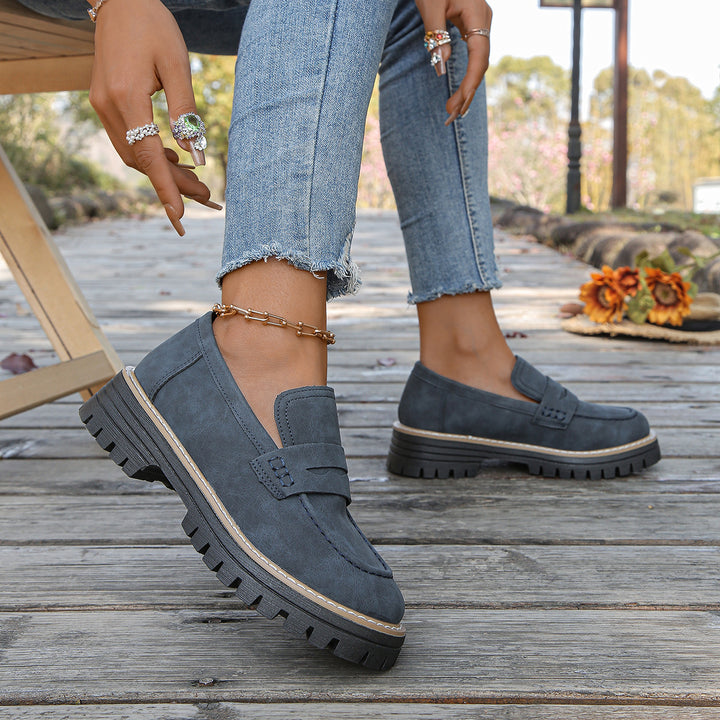 Damen robuste Loafer mit markanter Profilsohle, weichem Veloursoptik-Obermaterial und gepolstertem Komfortfußbett Echo Archiv