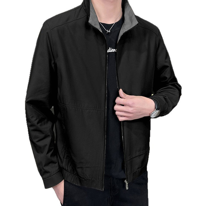 Herren Minimalistische City-Zipjacke aus Mikrofaser mit Stehkragen, verdeckten Taschen und elastischem Saum Echoarchiv