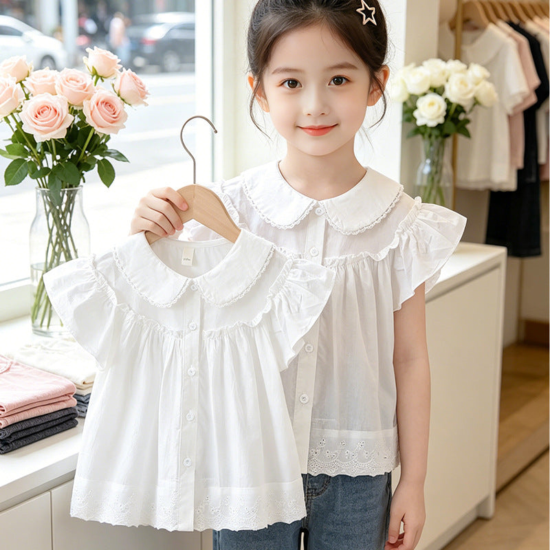 Mädchen elegante Bluse mit Spitzenkragen und Rüschendetails Echo Archiv