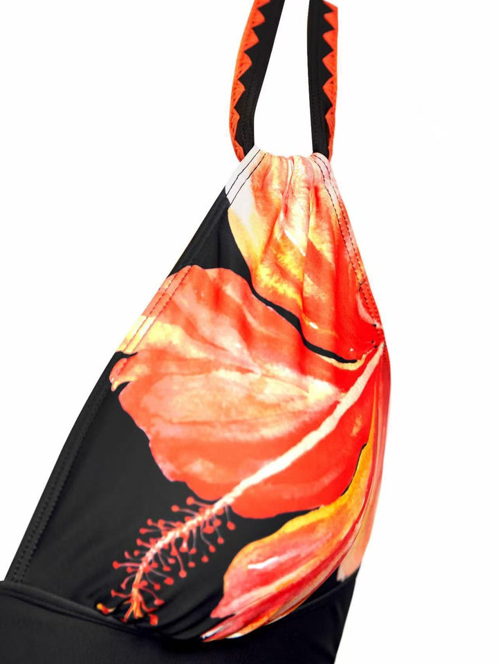 Damen Eleganter Badeanzug mit Blumenapplikationen Echo Archiv