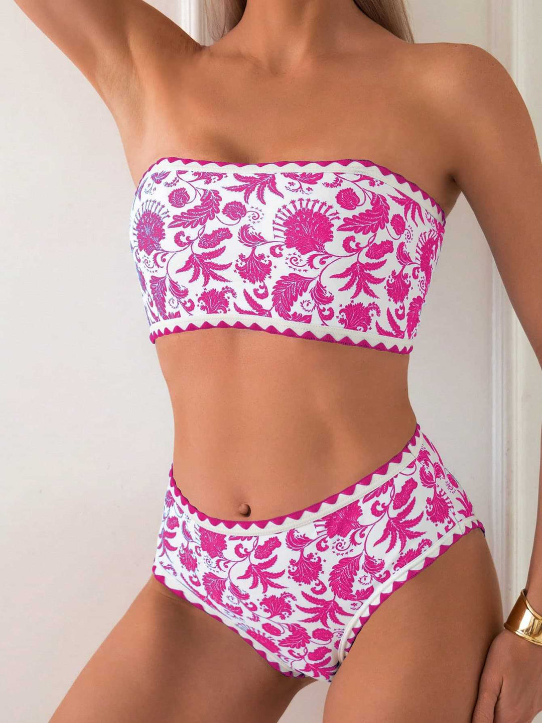 Damen Bandeau-Bikini mit trendigem floralen Design Echo Archiv