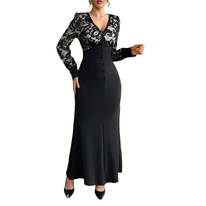 Damen Figurbetontes Maxikleid mit Spitzenoberteil, V‑Ausschnitt und Zierknopfleiste Echoarchiv