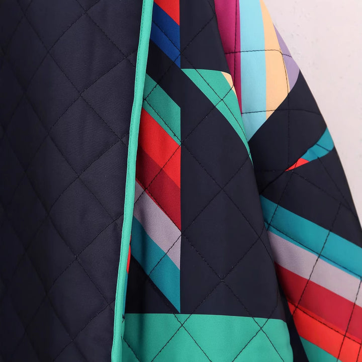 Damen Oversized Stepp-Kimonojacke mit geometrischem Farbblock-Print und weitem Ärmelschnitt Echo Archiv