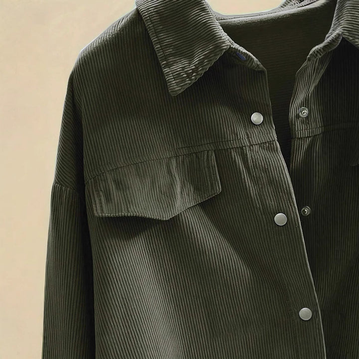 Damen Oversize-Cordhemd mit Brusttaschen & abgerundetem Saum – Avérine