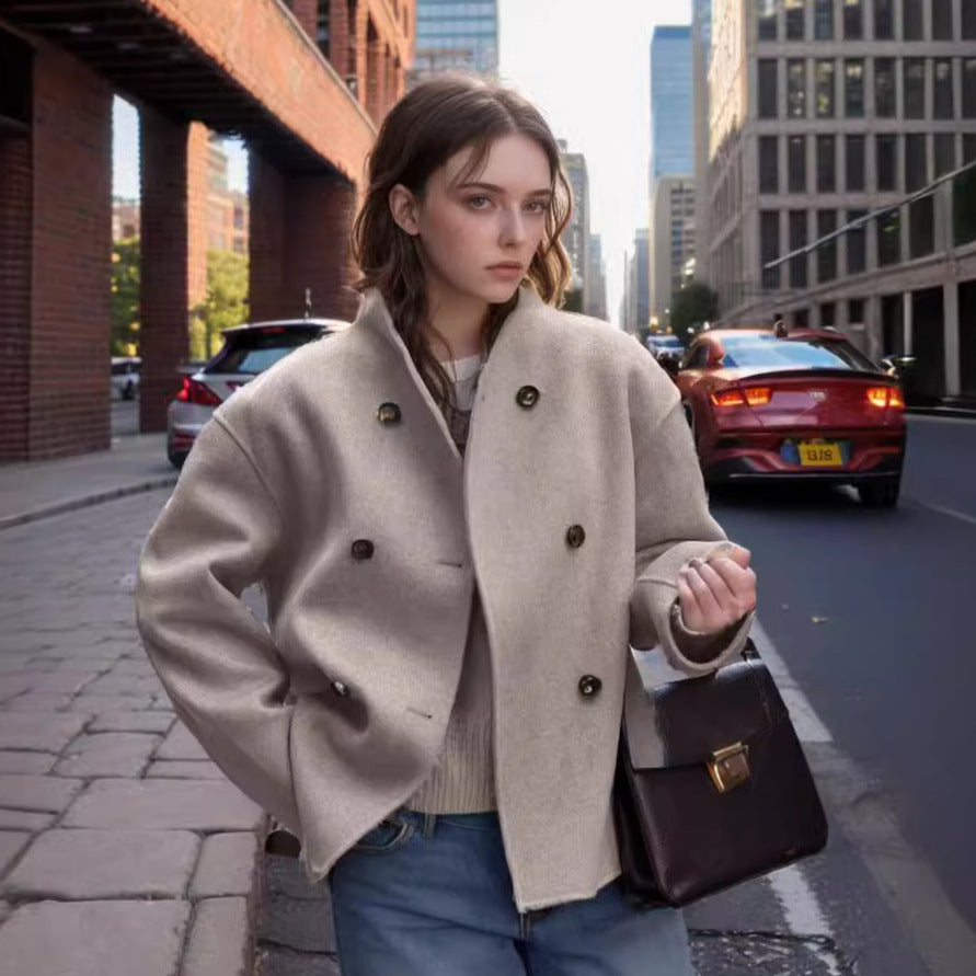 Damen modische Kurzjacke mit strukturiertem Gewebe und abgerundetem Saum Echoarchiv