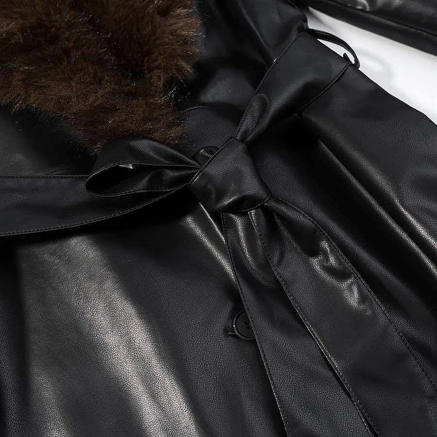 Damen Langer Ledermantel mit abnehmbarem Fellkragen und minimalistischer Silhouette Echo Archiv