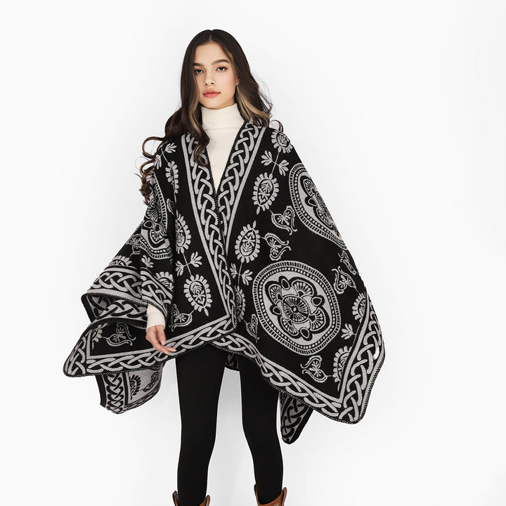 Damen Oversize-Cape mit ornamentalem Jacquard und asymmetrischem Zipfelsaum Echo Archiv