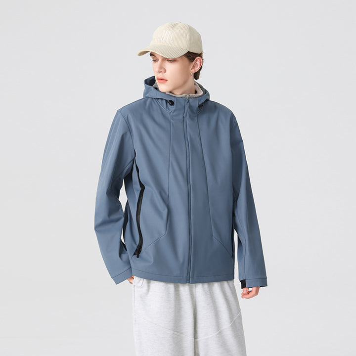 Herren Minimalistische Softshell‑Regenjacke mit verdecktem Reißverschluss, integrierter Kapuze und atmungsaktivem Meshfutter Echo Archiv