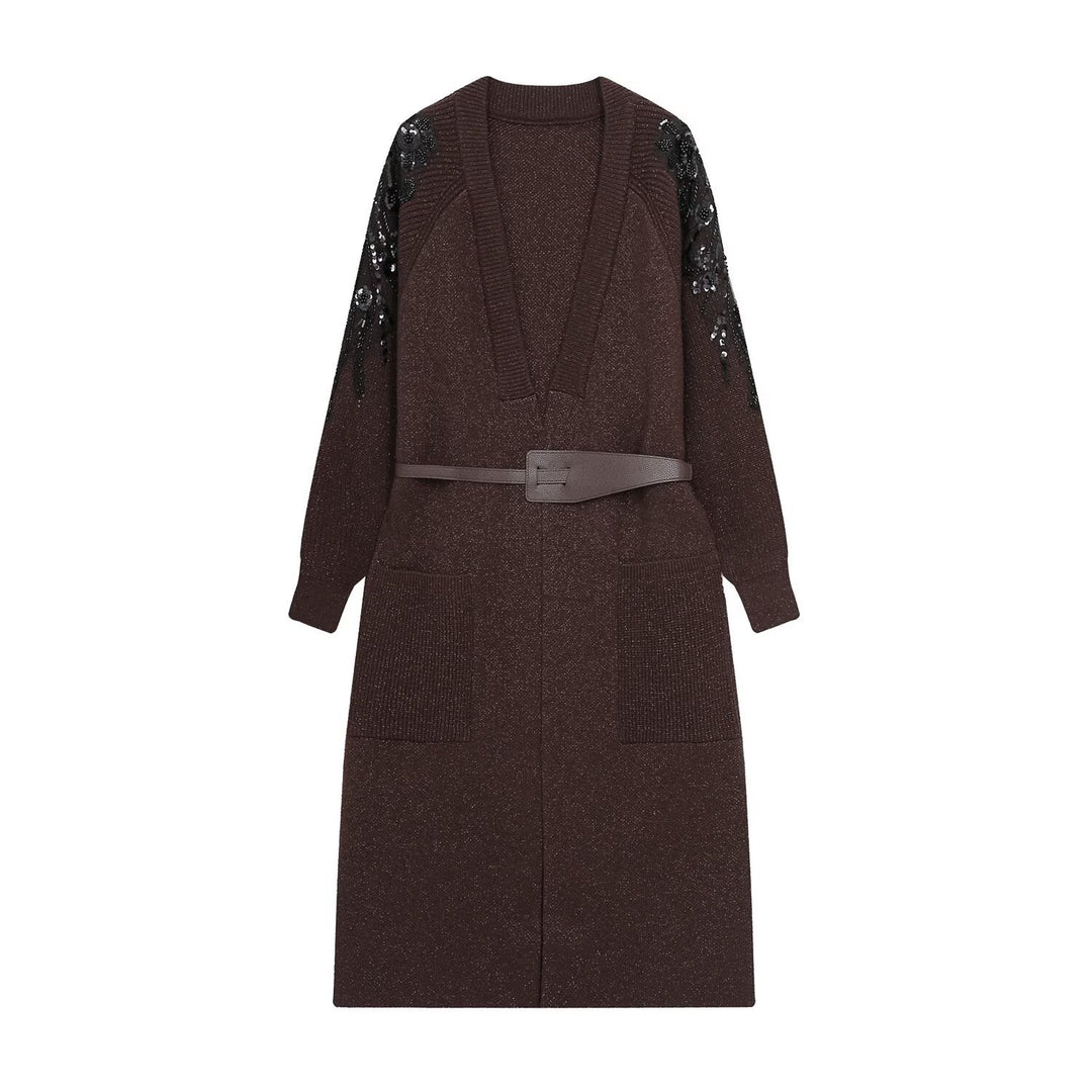 Damen Strick-Midikleid mit tiefem V-Ausschnitt, Taillengürtel und paillettenverzierten Ärmeln Echoarchiv
