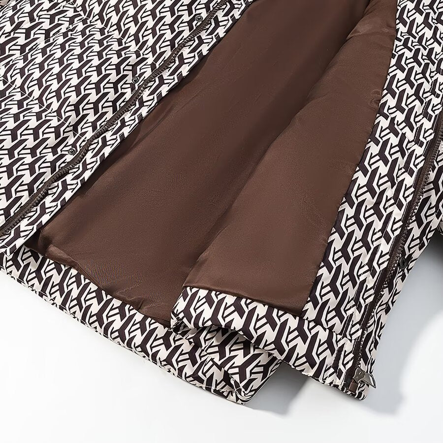 Damen Steppjacke mit hohem Kragen und grafischem Jacquardmuster Echo Archiv