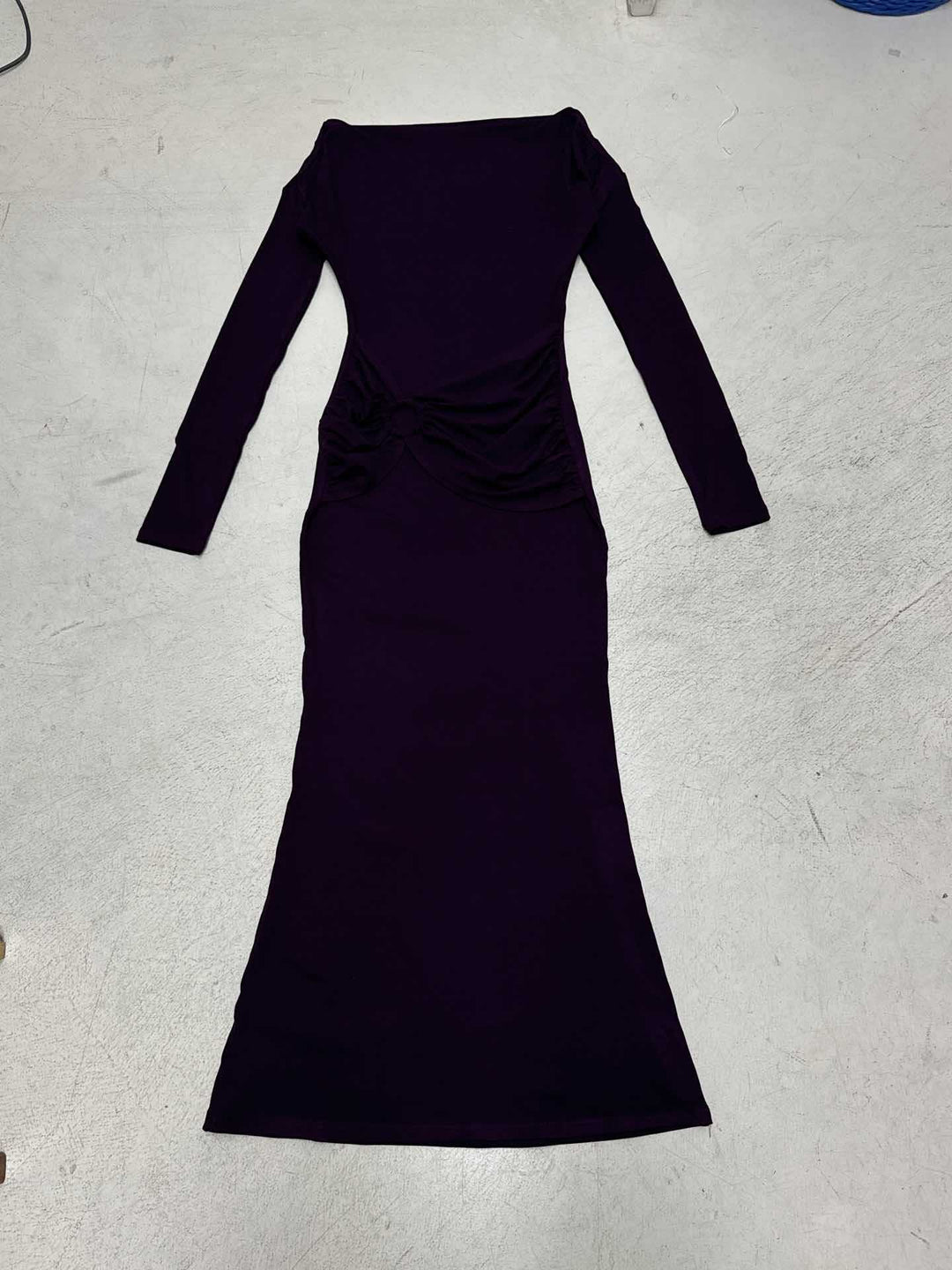 Damen Off-Shoulder Maxikleid mit taillierter Wickeloptik und Raffung Echo Archiv