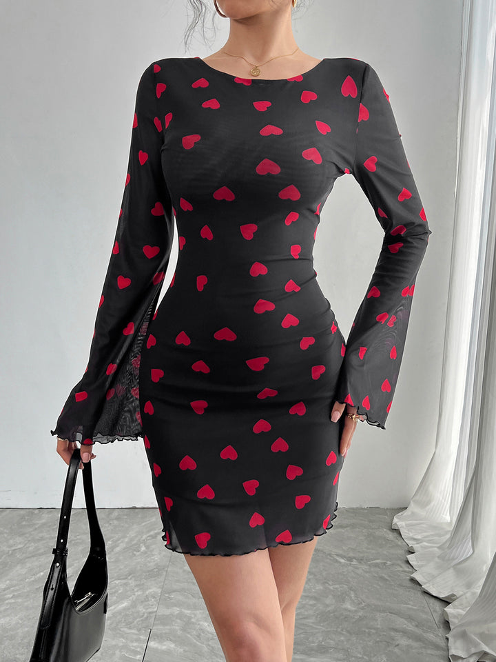 Damen nan figurbetontes Mini-Kleid aus feinem Netzstoff mit Herzmuster und Trompetenärmeln Echo Archiv