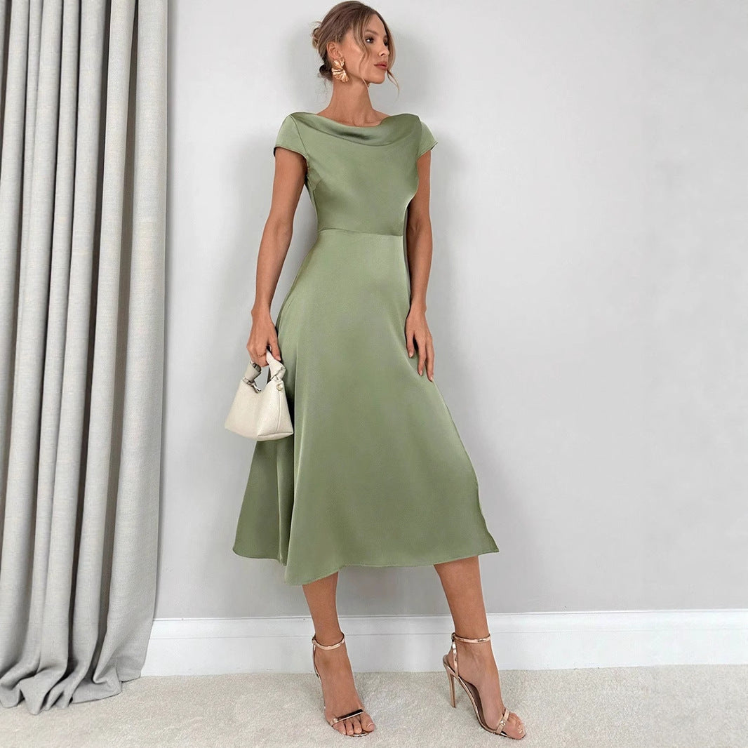 Damen Midi-Kleid mit eleganten Seitenschlitzen und fließendem Satinfinish Echo Archiv