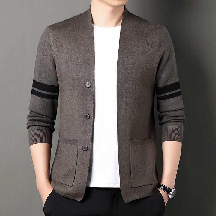 Herren modische Strickjacke mit eleganten Knöpfen und praktischen Taschen Echoarchiv
