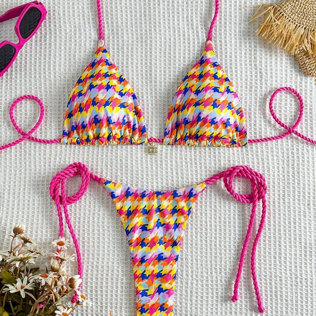 Damen Triangel-Bikini mit buntem Geometrie-Muster Echo Archiv