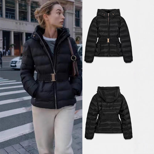 Damen Glänzende Daunenoptik-Steppjacke mit Kapuze und tailliertem Zugbandgürtel Echo Archiv
