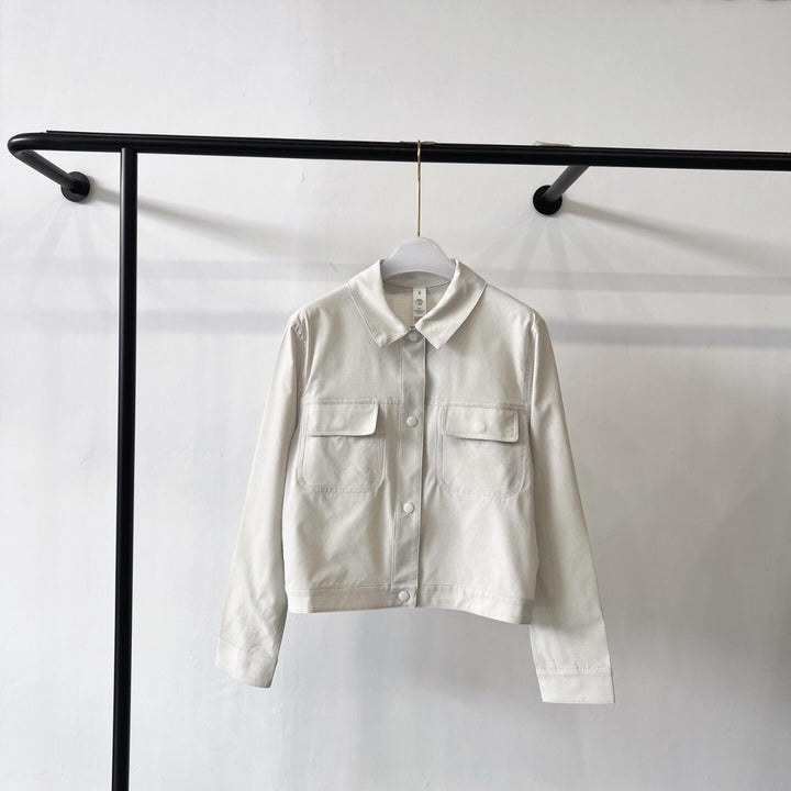 Damen Kurze Overshirt-Jacke aus leichtem Baumwollmix mit Brusttaschen Echoarchiv