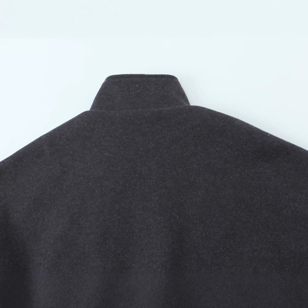 Damen Kurz geschnittene Wollblousonjacke mit Stehkragen, Druckknopfleiste und elastischem Saum Echo Archiv