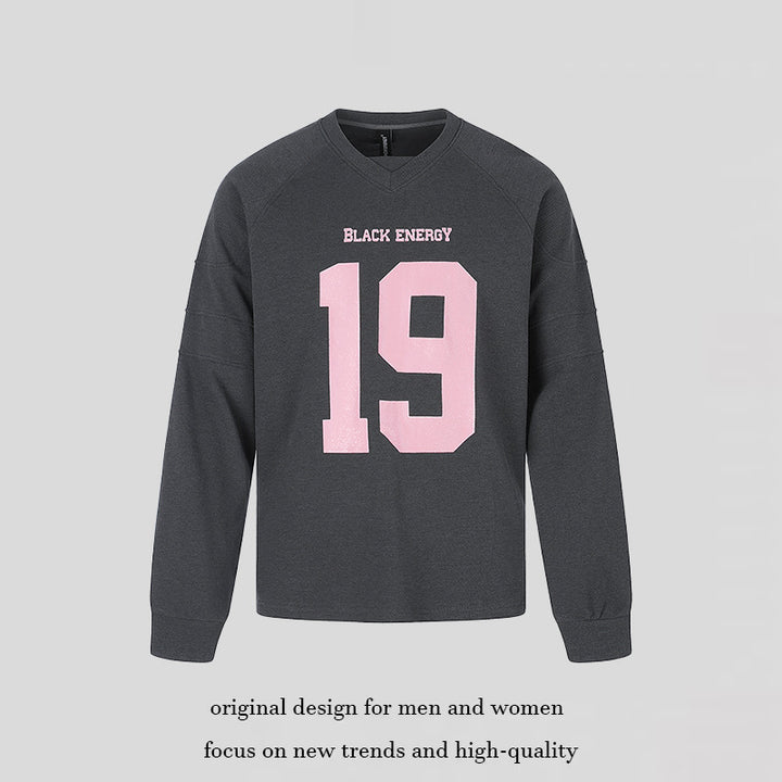 Damen Oversize-Sweatshirt mit V-Ausschnitt, Raglanärmeln und typografischem Frontprint Echoarchiv