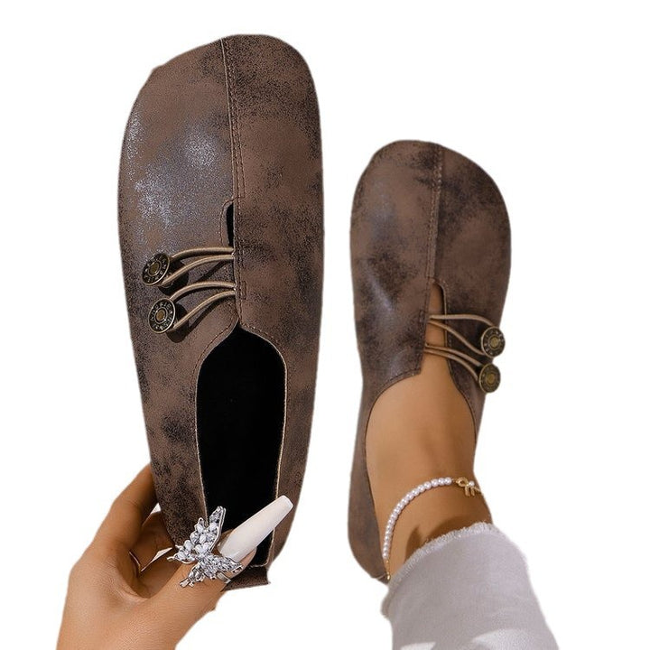 Damen Vintage-inspirierte Lederoptik Ballerinas mit quadratischer Zehenpartie und Zierknöpfen – Lioré