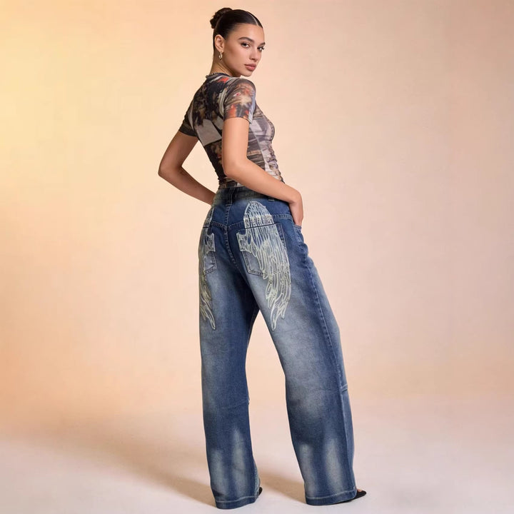 Damen Schlagjeans mit weitem Bein und modischen Waschungseffekten Echo Archiv