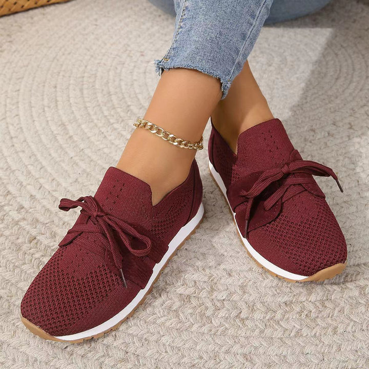 Damen nan gestrickter Slip-On Sneaker mit dekorativer Schnürung, gepolstertem Komfortfußbett und rutschfester Gummiprofilsohle Echo Archiv