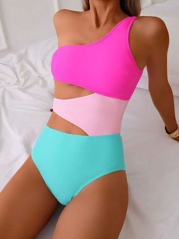 Damen Einseitiger Badeanzug mit hohem Beinausschnitt und modischem Cut-Out Echo Archiv