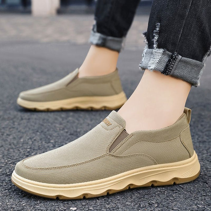 Herren nan leichter atmungsaktiver Canvas-Slip-On Freizeitschuh mit elastischem Einstieg und stoßdämpfender Leichtlaufsohle Echo Archiv