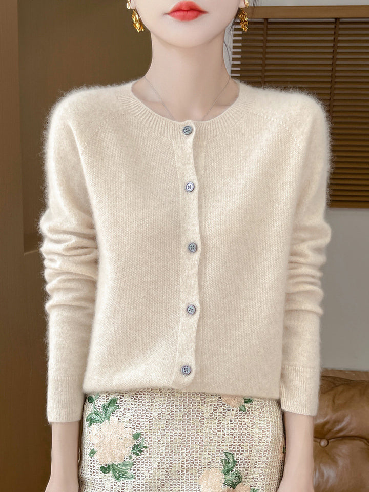 Damen Kuscheliger Kurzcardigan aus Mohair‑Mix mit feiner Schurwollstruktur und Perlmuttknopfleiste Echoarchiv
