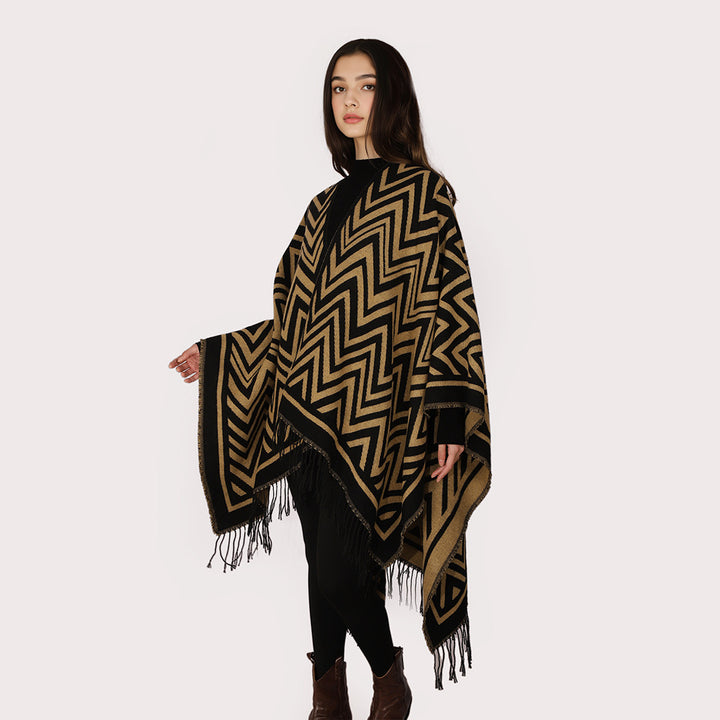Damen Oversize-Umhang mit grafischem Zickzackmuster und langen Fransen Echo Archiv