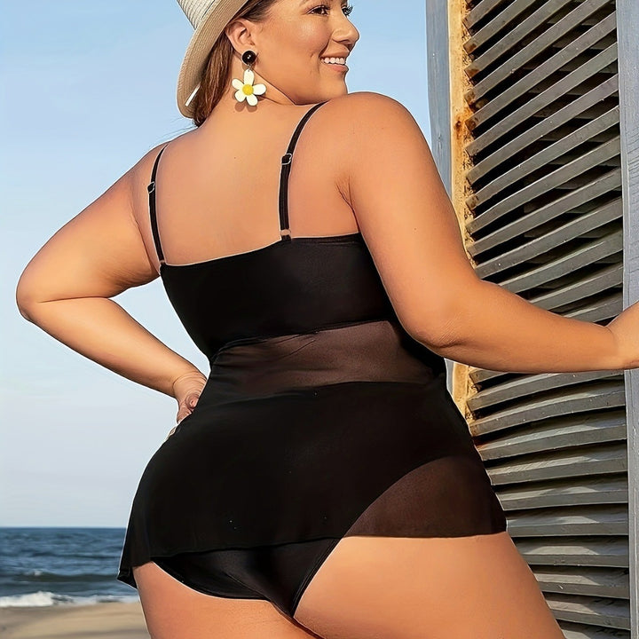 Damen Figurbetontes Bade-Outfit mit verführerischem Wickeldetail Echo Archiv