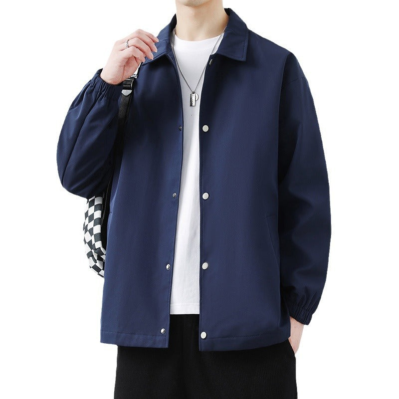 Herren leichte Übergangsjacke mit modernem Schnitt und praktischen Druckknöpfen Echoarchiv