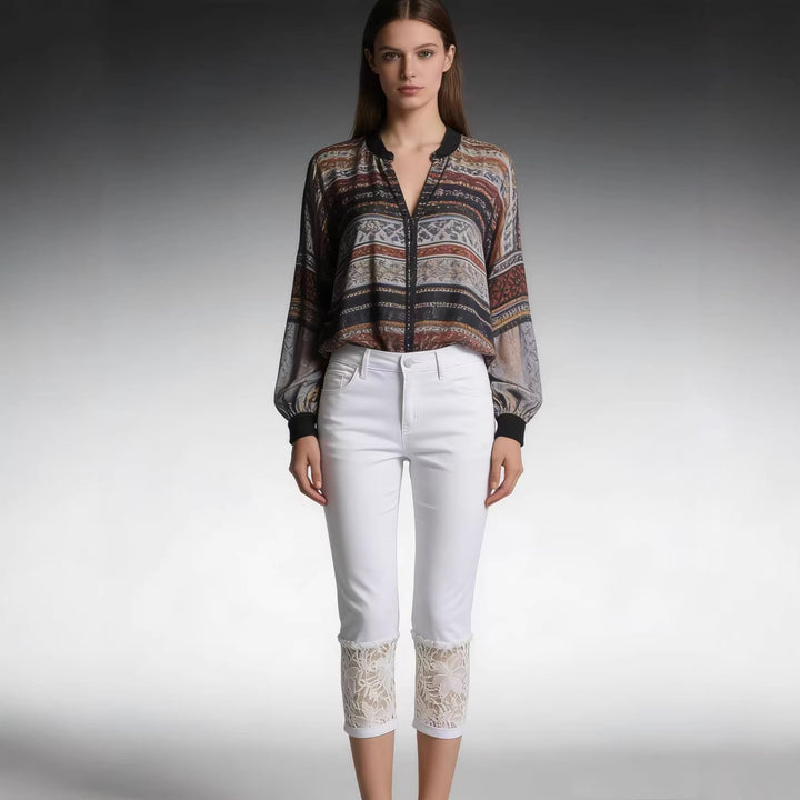 Damen Jeans mit romantischem Spitzeneinsatz und hohem Bund Echo Archiv