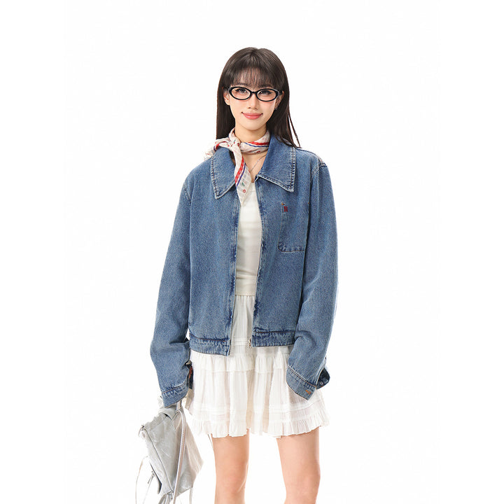 Damen Kurze Oversize-Denimjacke mit durchgehendem Reißverschluss und Brusttasche Echoarchiv