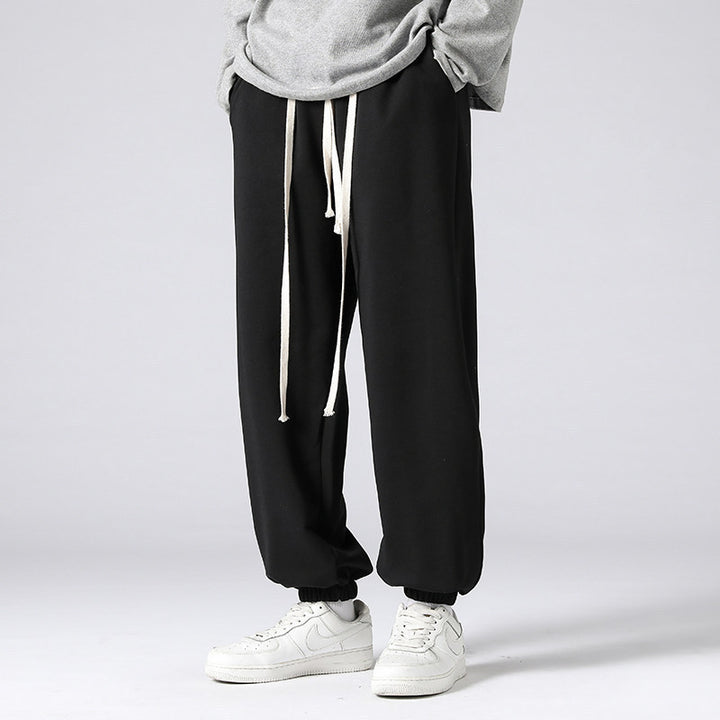 Herren Oversize-Jogginghose mit tiefer Leibhöhe, konischem Bein & extra langen Kordeln Echo Archiv