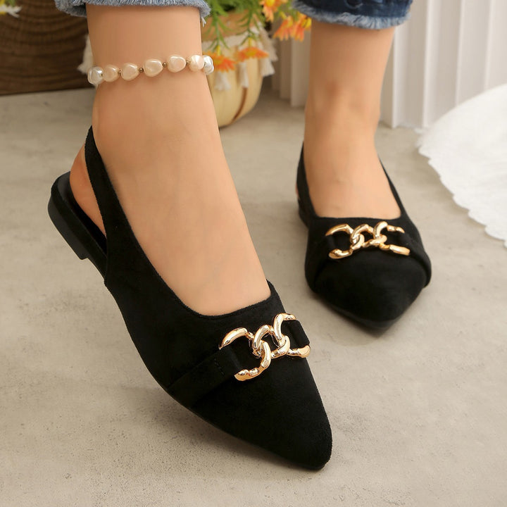Damen Ballerinas mit Fersenriemen, spitzer Kappe und goldener Kettenverzierung – Lioré