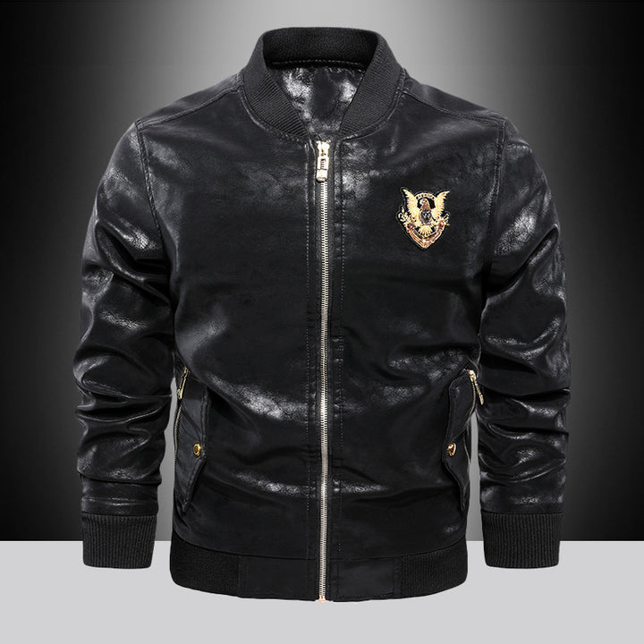Herren Lederoptik Bomberjacke mit Stickbadge, Rippbündchen und Gold-Details – Brevano