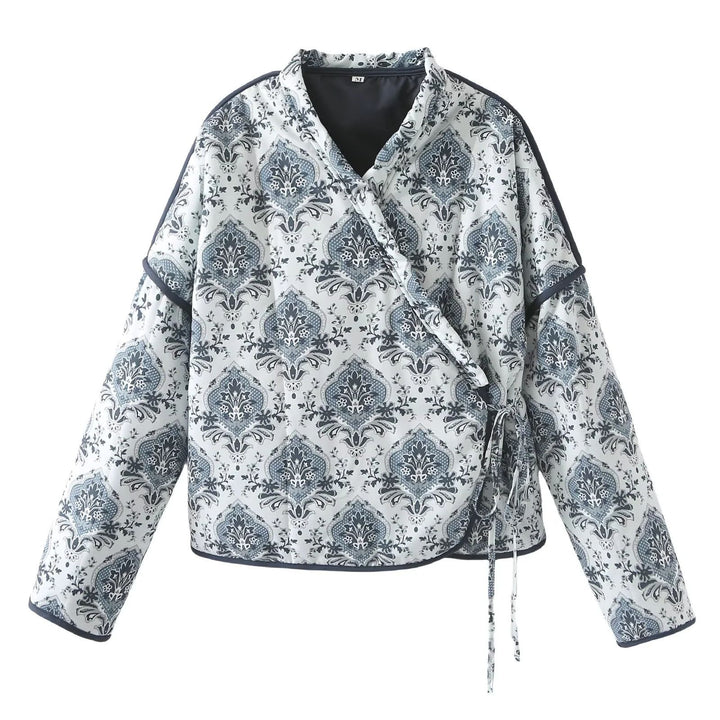 Damen Wickeljacke mit orientalischem Medaillonprint, leichter Wattierung und kontrastpaspel – Célinea