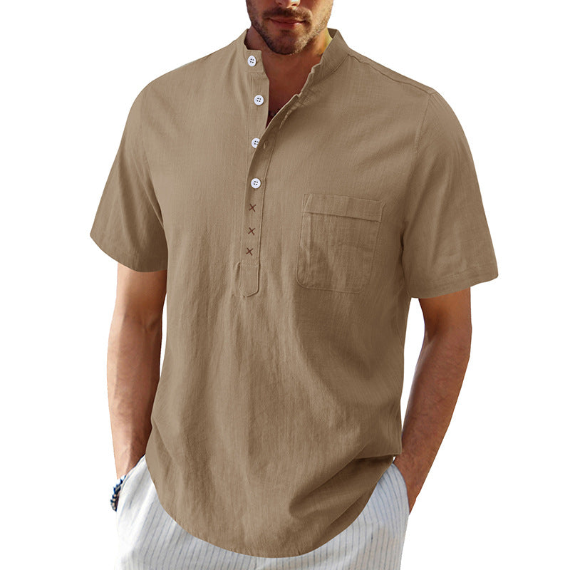 Herren Kurzarm-Henley-Shirt mit strukturiertem Kragen und eleganten Knopfdetails Echoarchiv