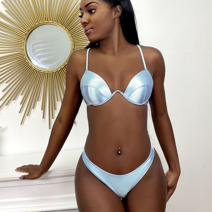Damen Push-Up-Bikini mit glänzenden Cups Echo Archiv
