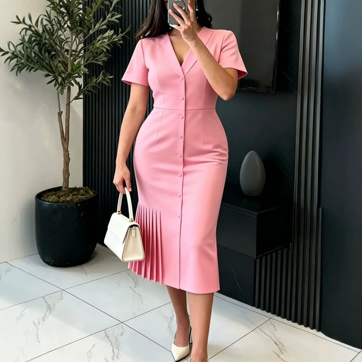 Damen figurumspielendes Midi-Kleid mit plissierten Details Echo Archiv